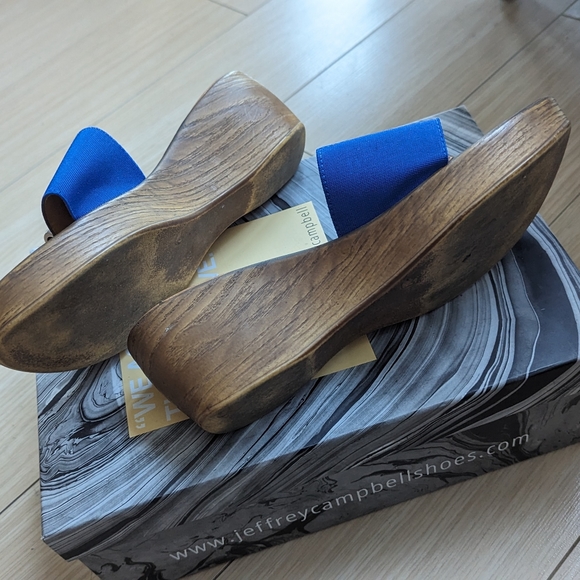 Town Shoes Tropical Platform Sandals - Picture 2 of 3